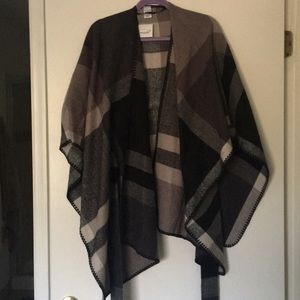 Charcoal Heather poncho coverup with waist tie